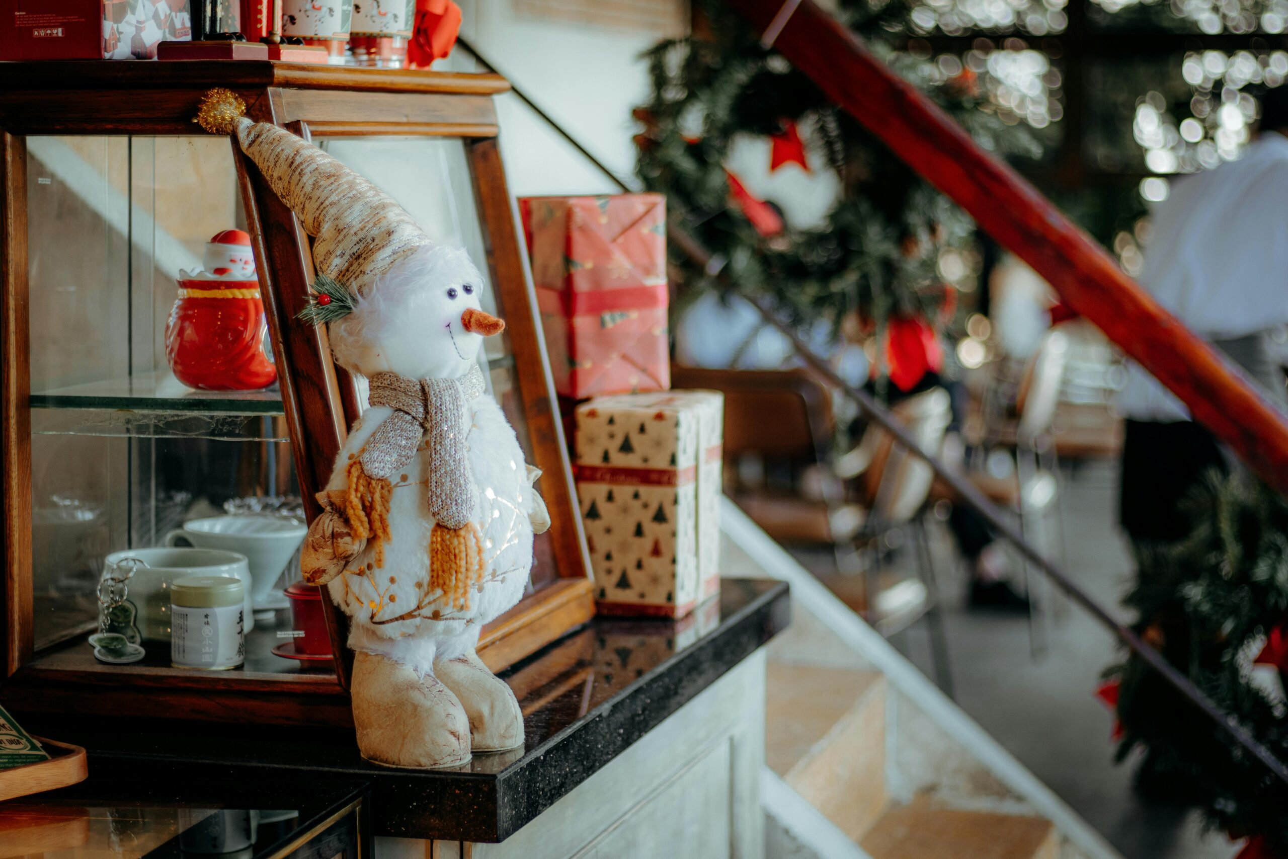 Czy warto dekorować mieszkanie na sprzedaż przed świętami?